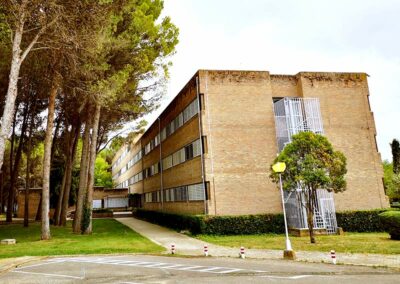 Residencia de estudiantes Pirámide (Huesca)